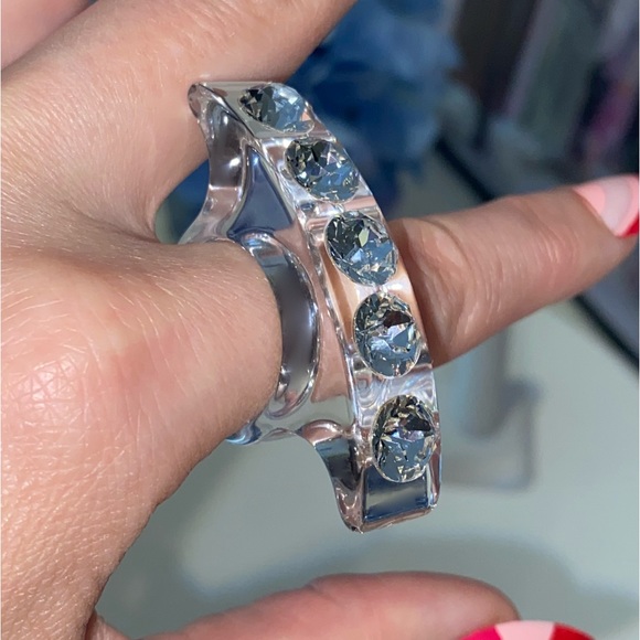 Clear Acrylic statement ring embellished with genuine crystals, cocktail ring - Picture 11 of 12